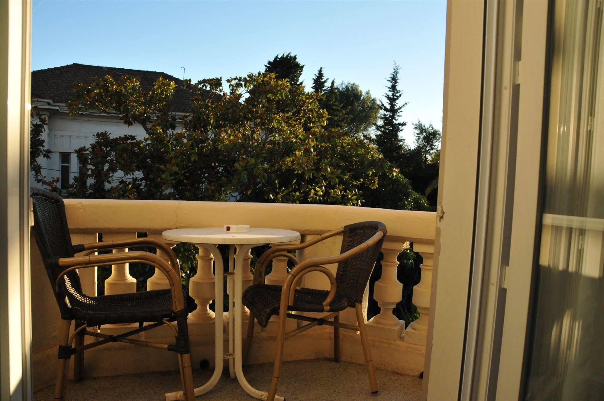 Hotel Oxford Cannes Exterior photo